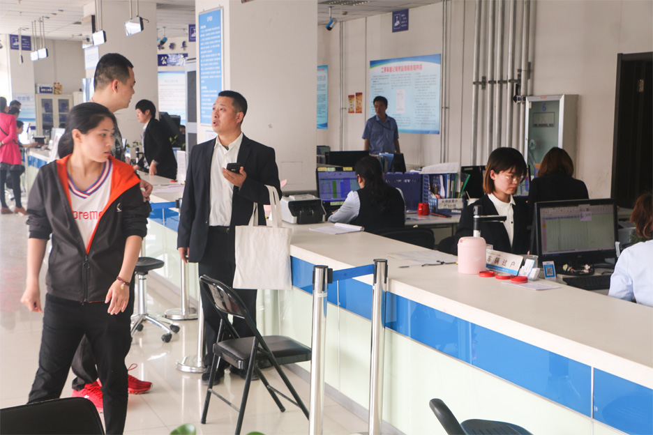 我是外地人在济南买二手车，车辆过户手续和流程是什么