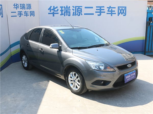 福克斯 2013款 两厢经典二手车过户麻烦吗？