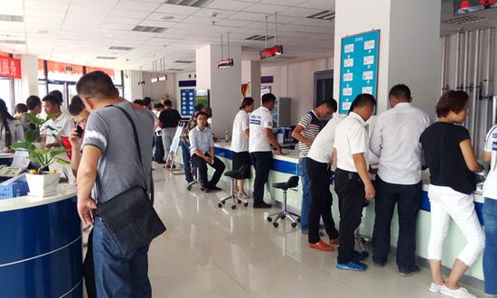 济南亲属之间汽车过户怎么办理