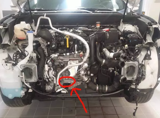 二手车过户的朋友注意！找不到发动机号导致无法过户