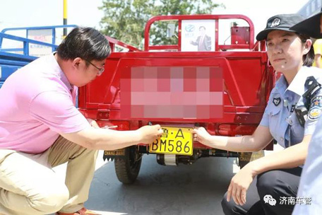 摩托车过户需要多少钱 在哪里办车过户